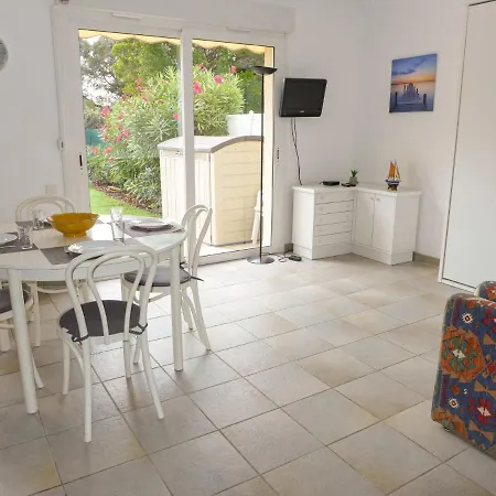 Apartment شقة *