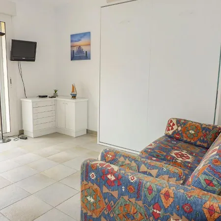 Apartment شقة